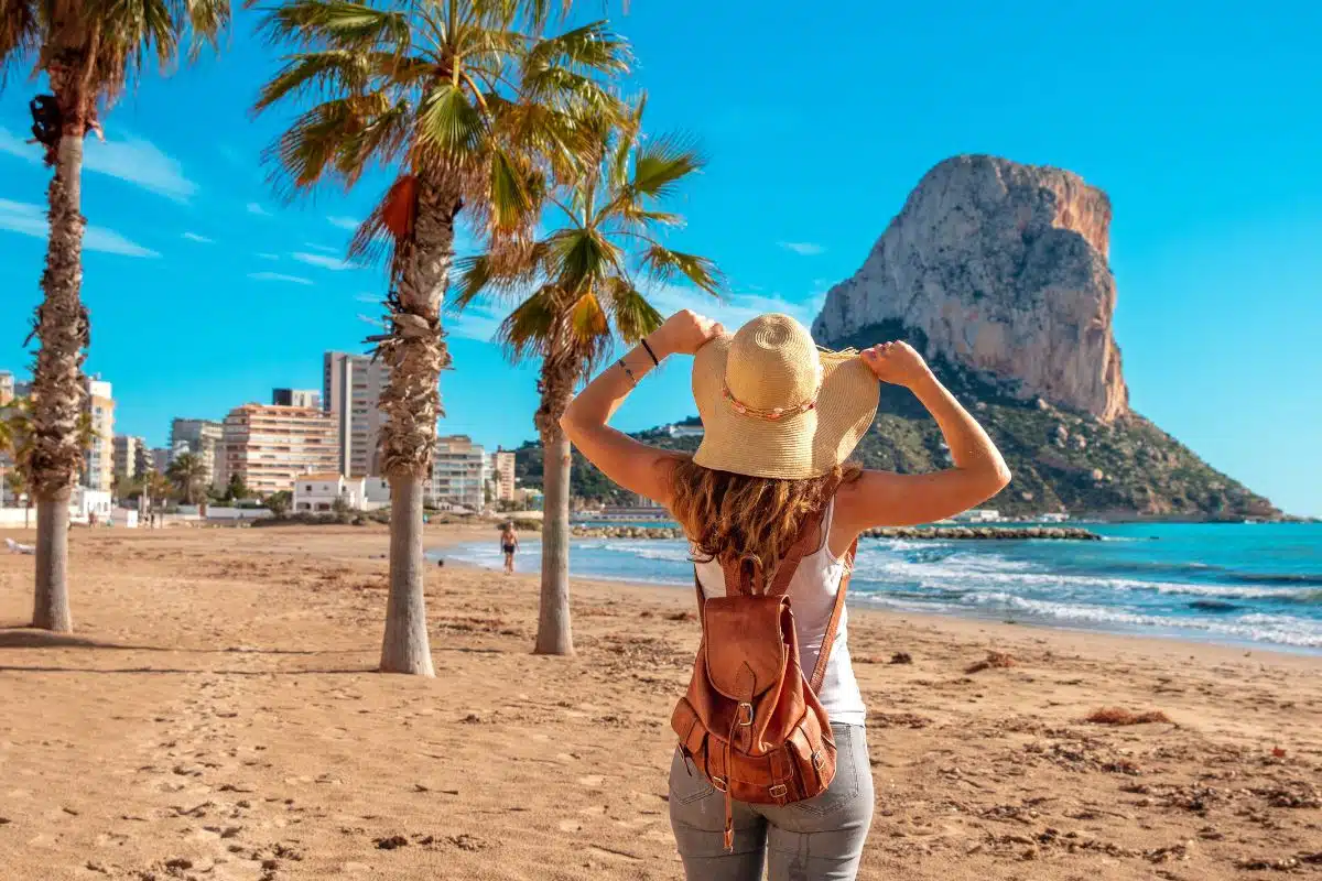 Spain-Is-Dominating-The-Global-Digital-Nomad-Scene-Heres-Why.jpg.webp